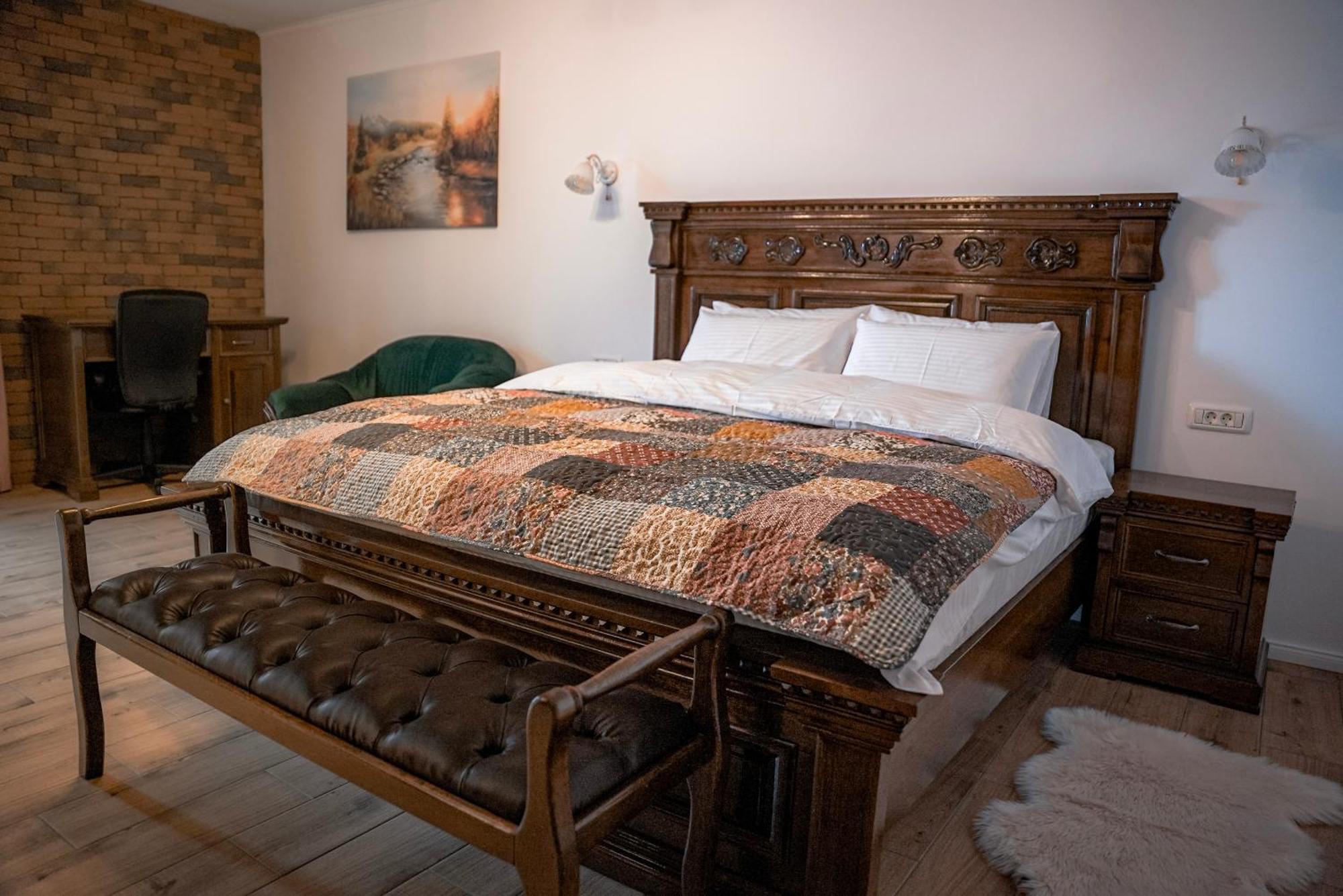 Boutique Marlen Bed & Breakfast Ghimbav ภายนอก รูปภาพ