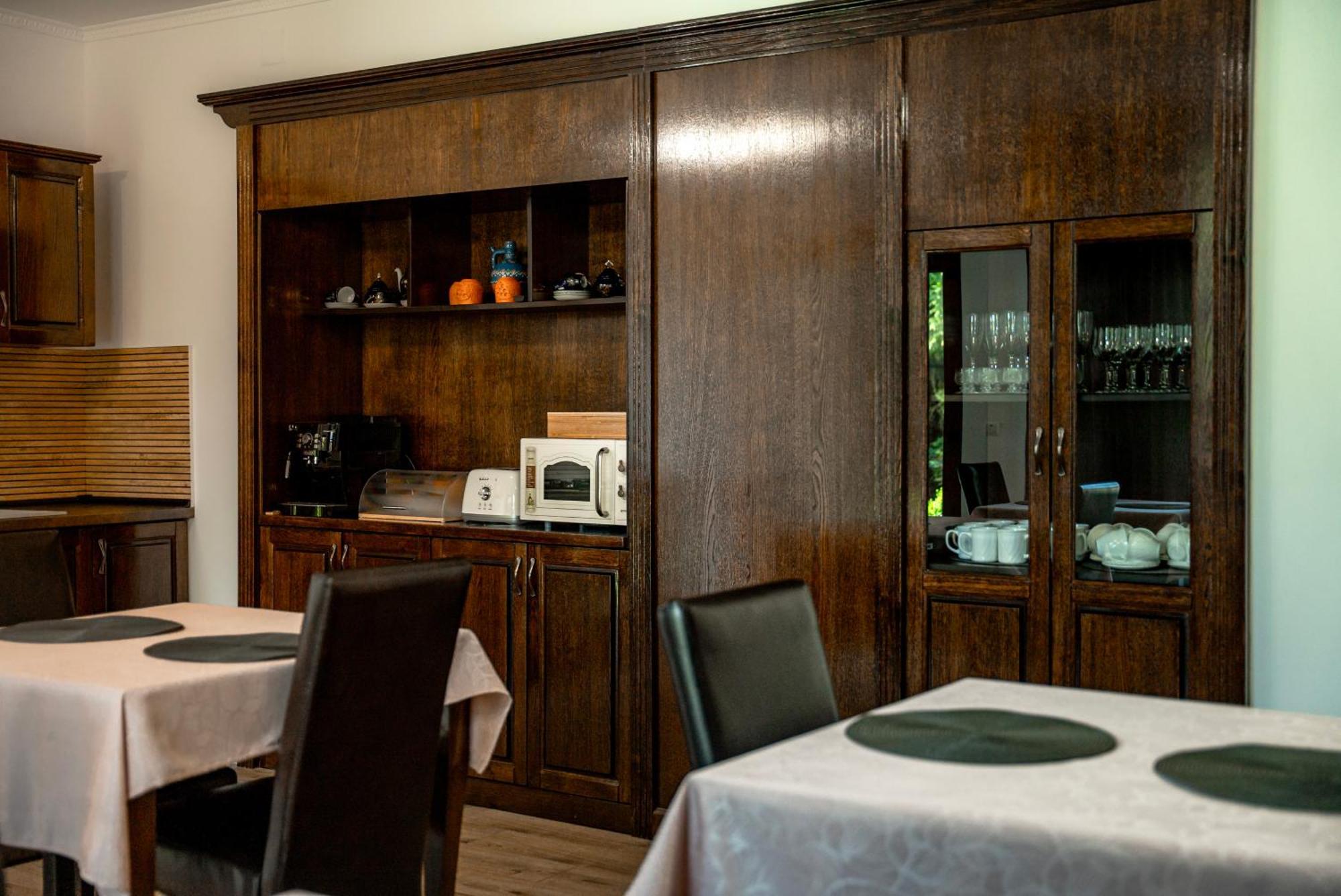 Boutique Marlen Bed & Breakfast Ghimbav ภายนอก รูปภาพ