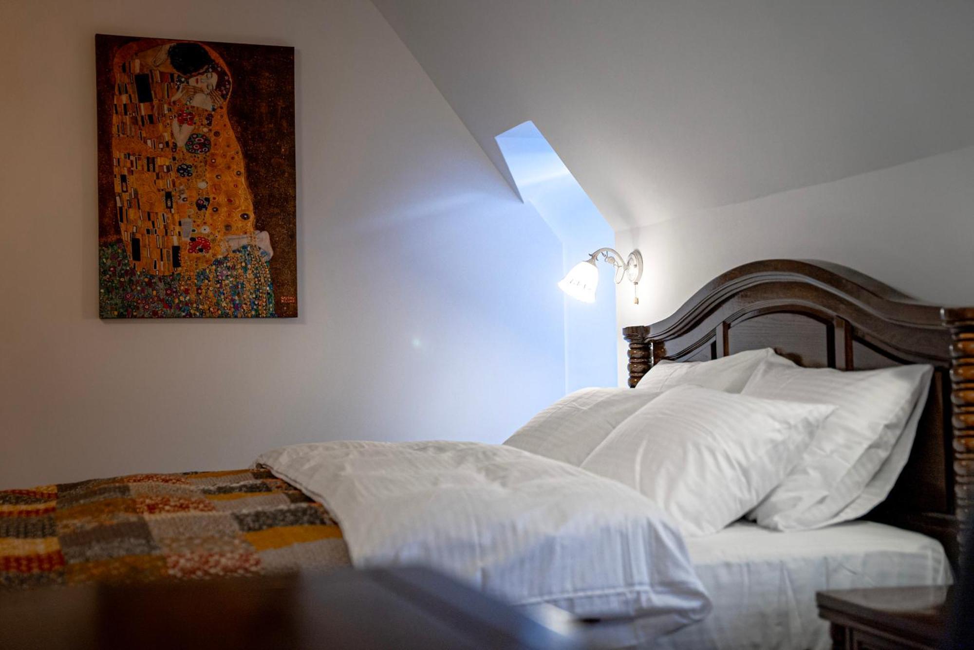 Boutique Marlen Bed & Breakfast Ghimbav ภายนอก รูปภาพ