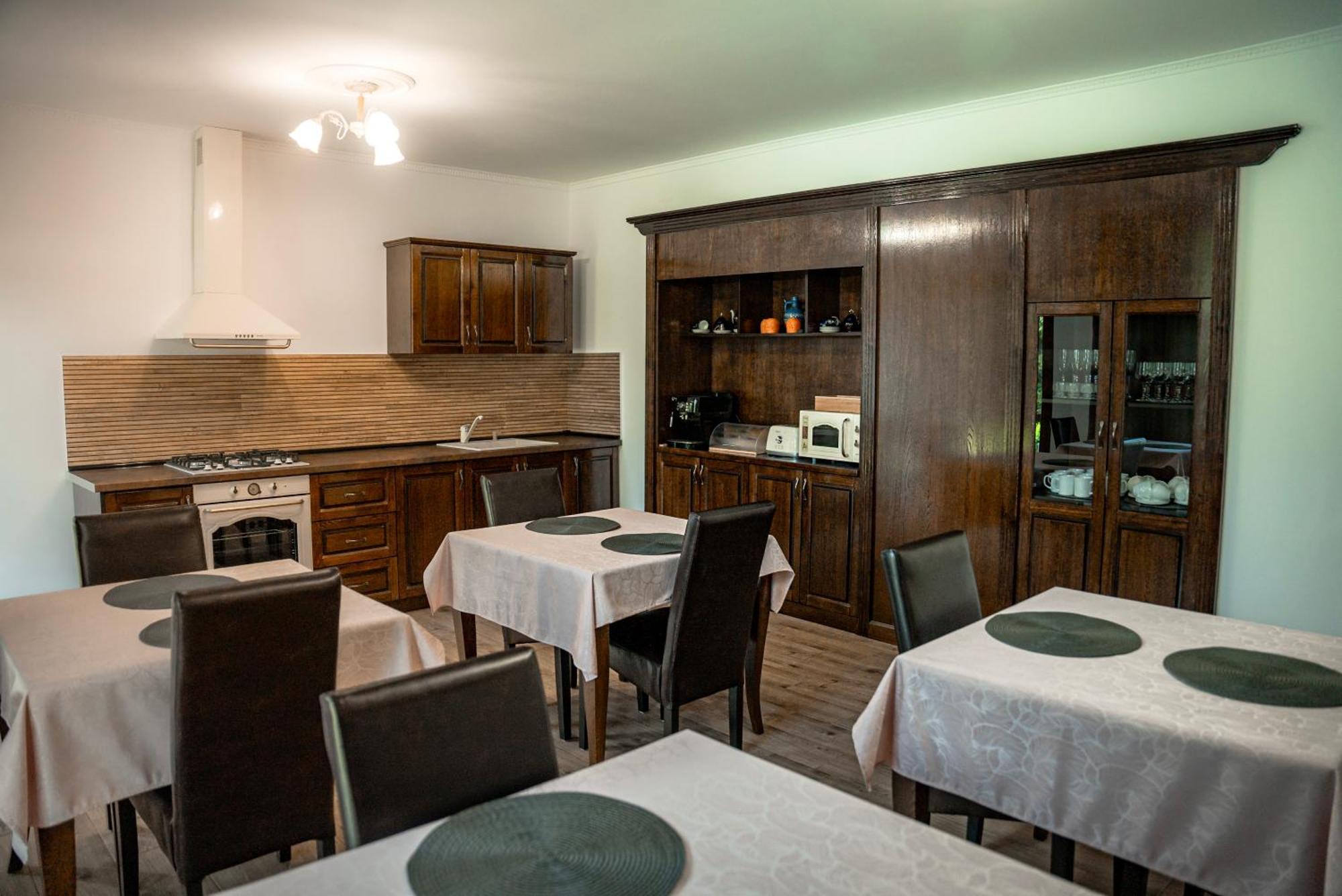 Boutique Marlen Bed & Breakfast Ghimbav ภายนอก รูปภาพ