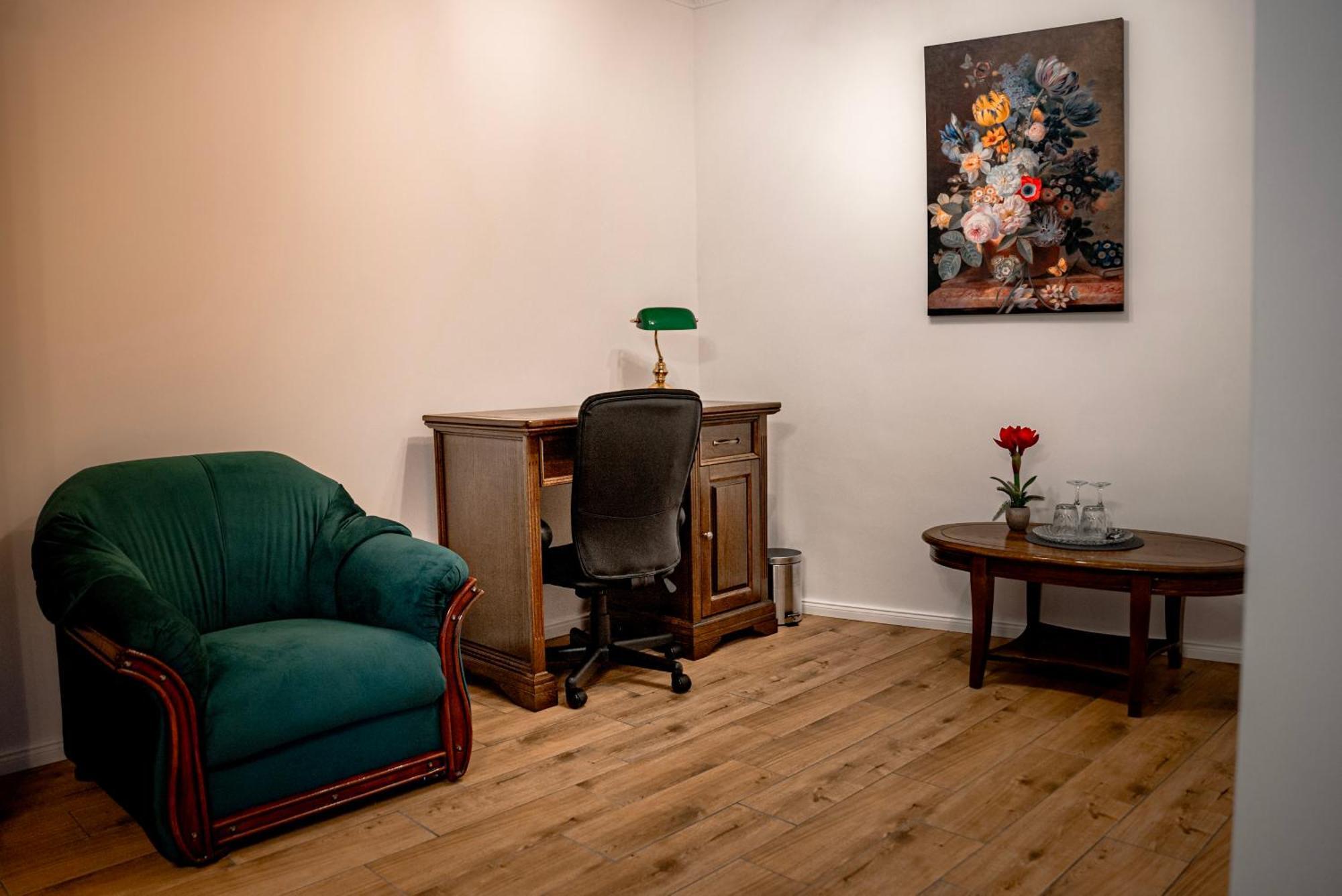 Boutique Marlen Bed & Breakfast Ghimbav ภายนอก รูปภาพ