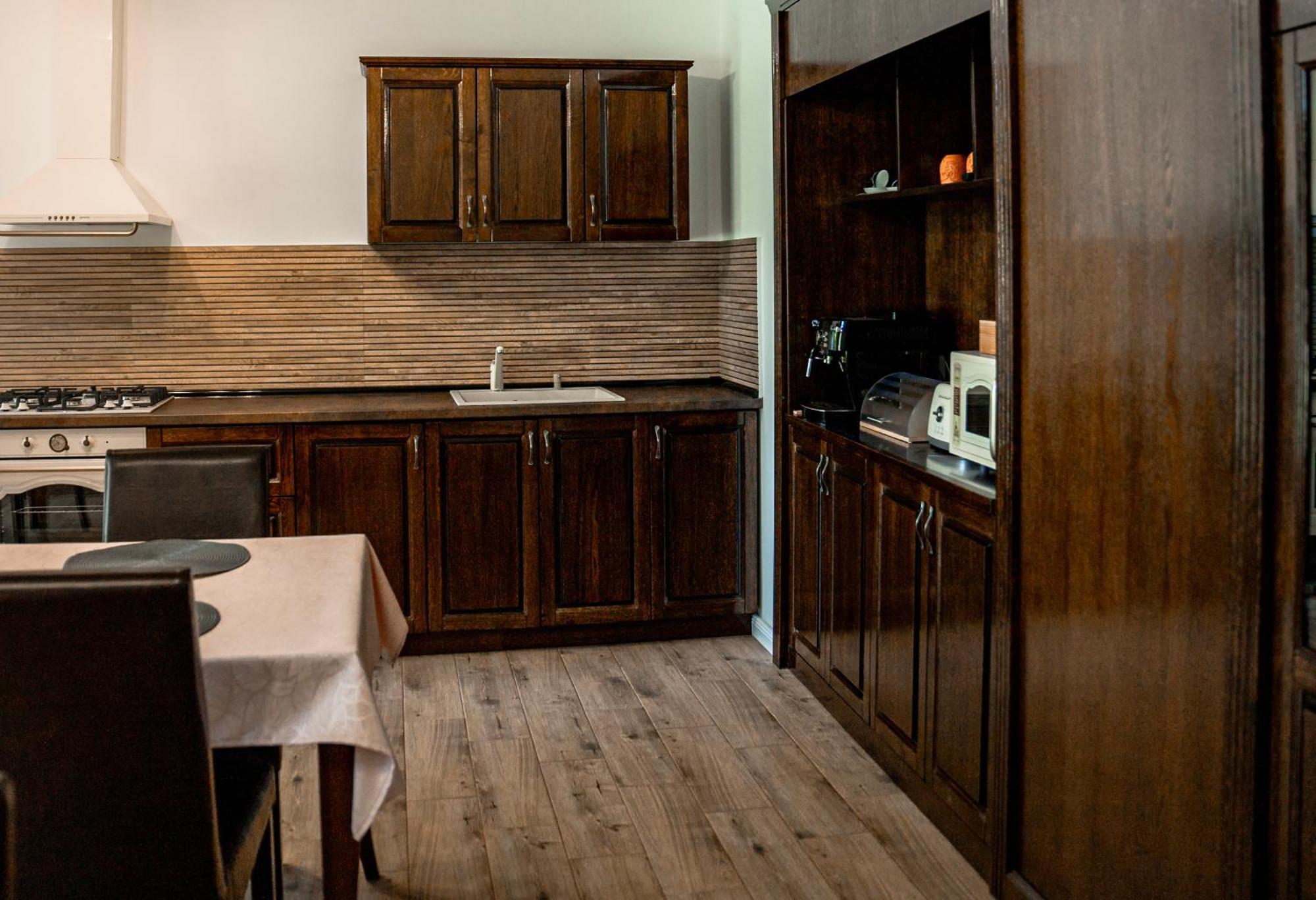Boutique Marlen Bed & Breakfast Ghimbav ภายนอก รูปภาพ